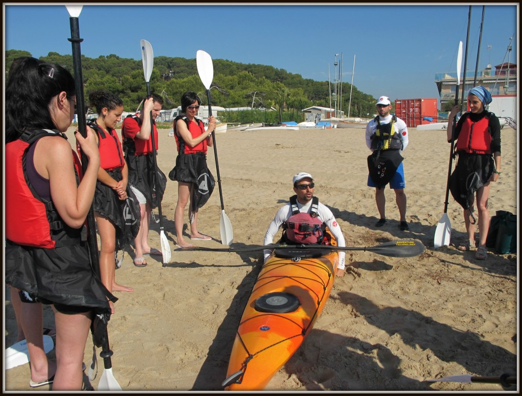 Familiaritzant-nos amb el caiac / ©Ivan Rodon
