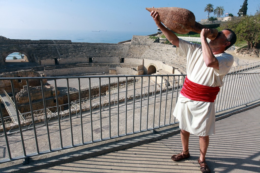 Philodamvs, explicant la història del vi en temps dels romans. / ©Pere Toda-Vilaniu Comunicació