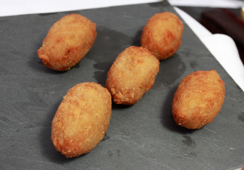 Croquetes de rostit casolanes de la iaia Pepita (Restaurant Racó de l'Abat) / ©Pere Toda-Vilaniu Comunicació